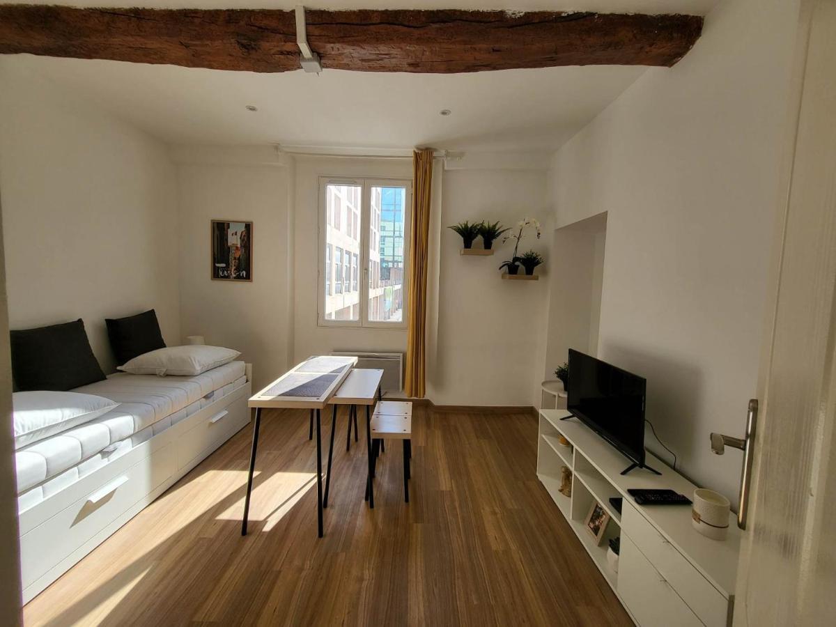 Studio Sur Le Port De Toulon Exteriör bild