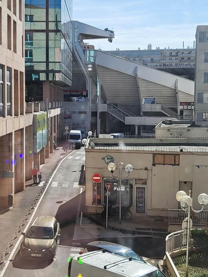 Studio Sur Le Port De Toulon Exteriör bild